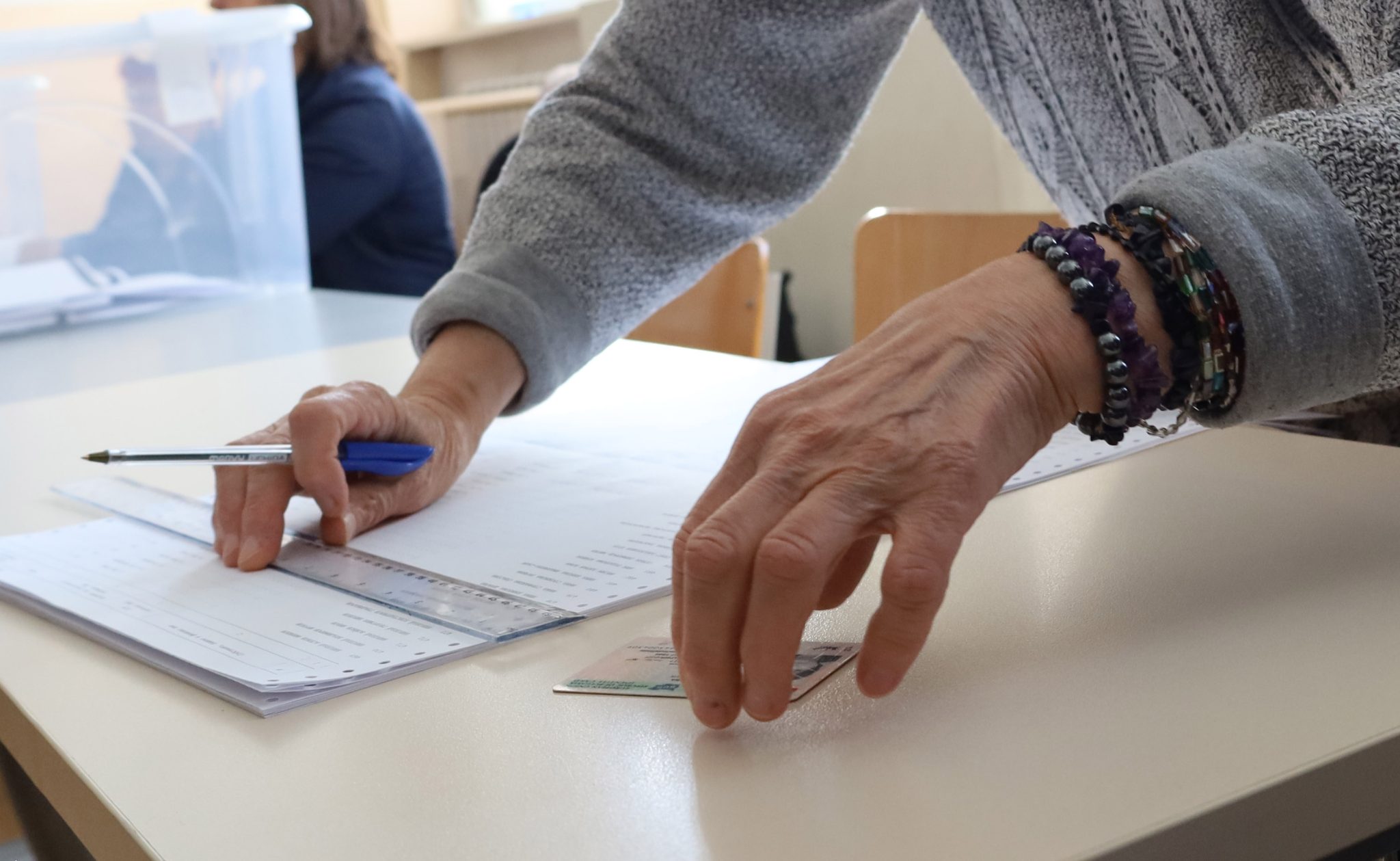 В Пазарджик ще има нов вот за общински съветници, 335 евро еднократно ще получават председателите на СИК в чужбина на изборите на 19 април, България търси помощ от ЕС срещу руска намеса в изборите