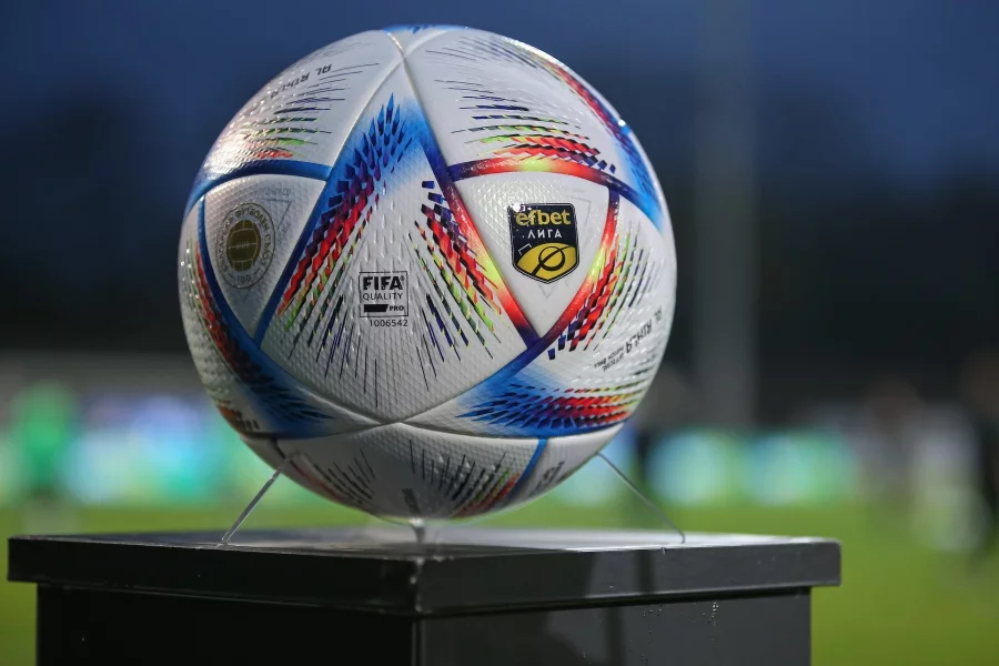 Първа лига топка