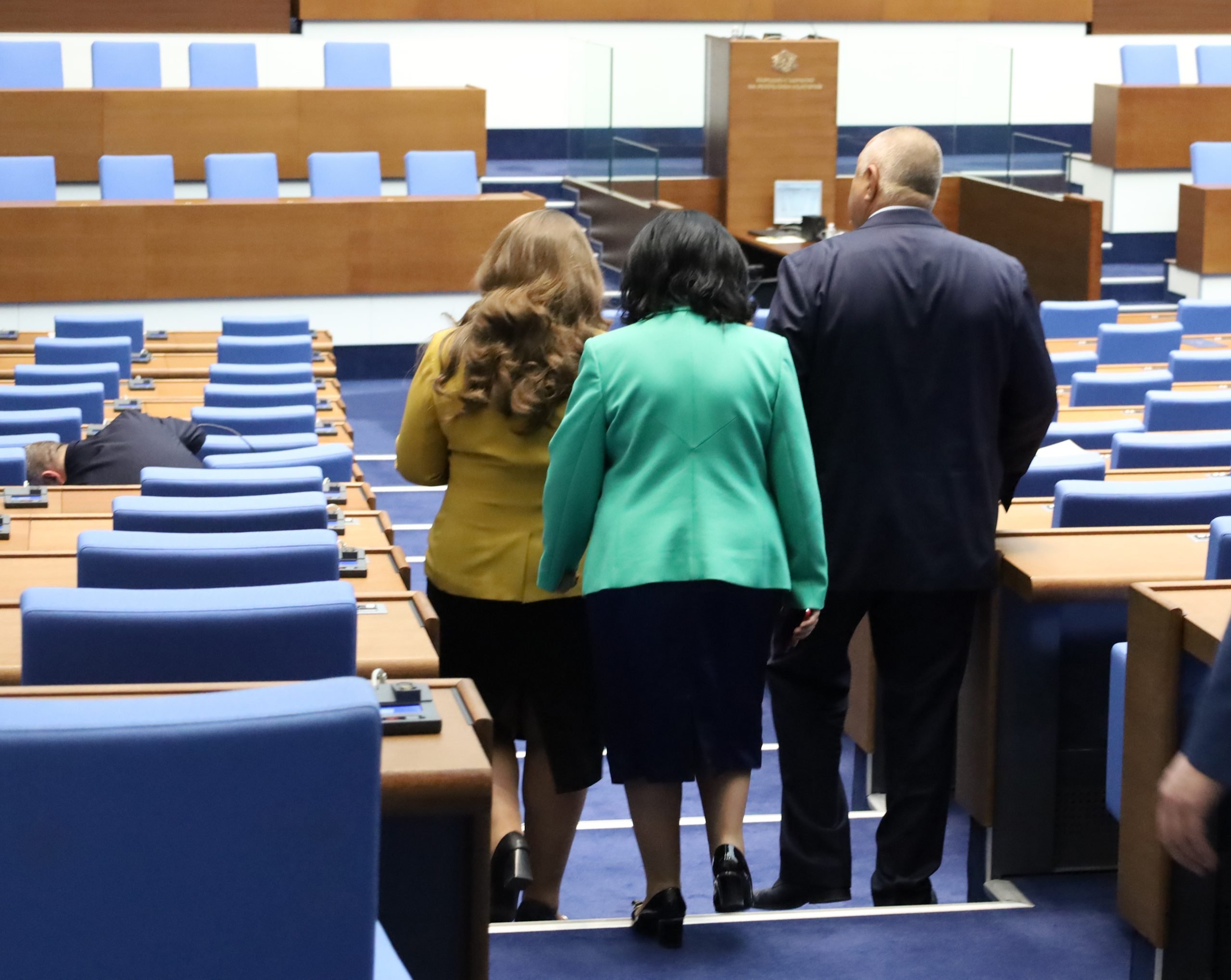 Парламент Бойко Борисов Теменужка Петкова Деница Сачева