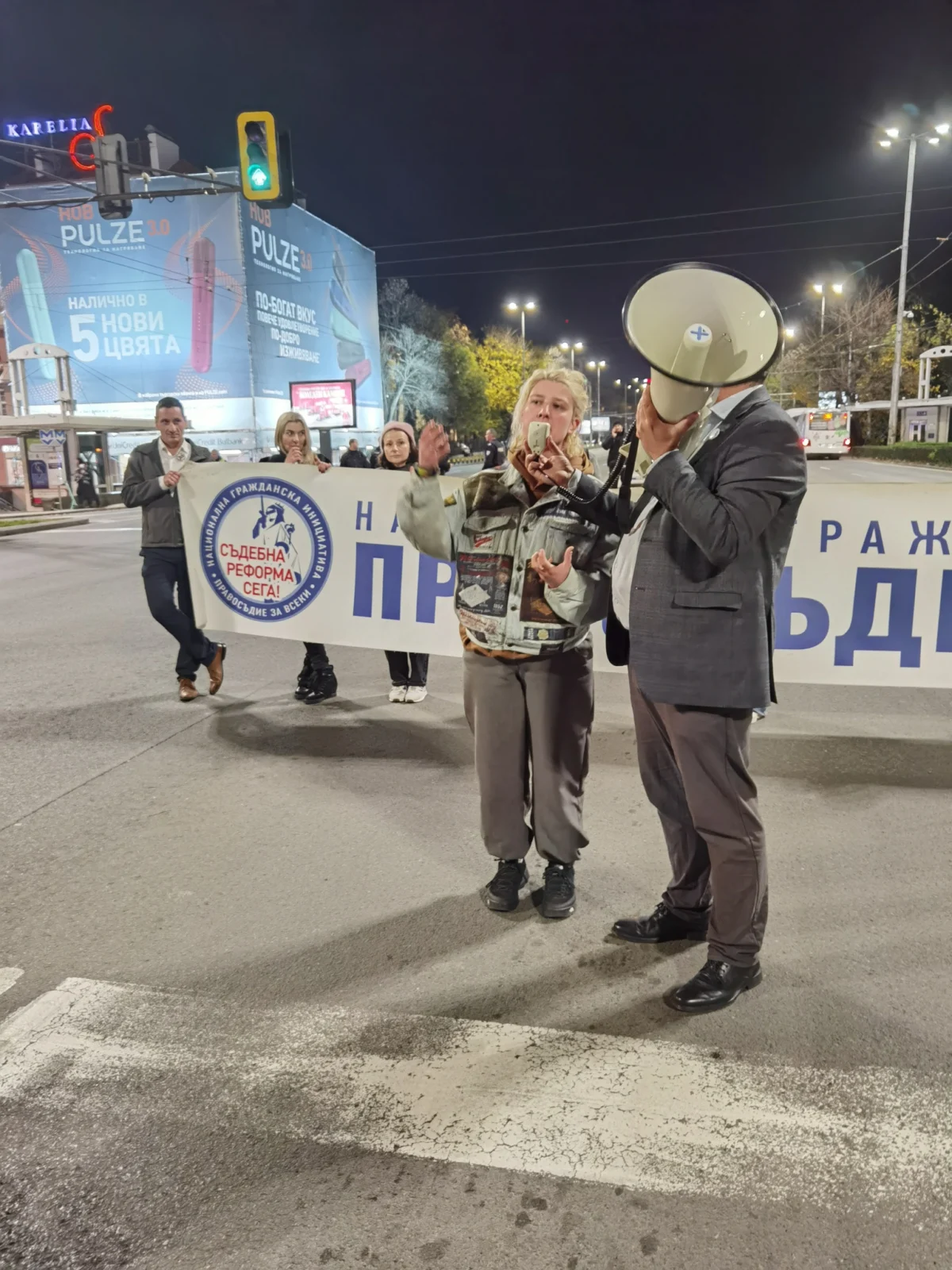 img 20251112 203630 resized 20251112 111547458