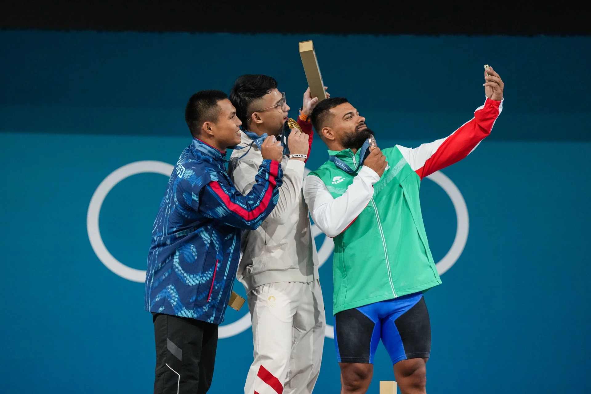 Божидар Андреев