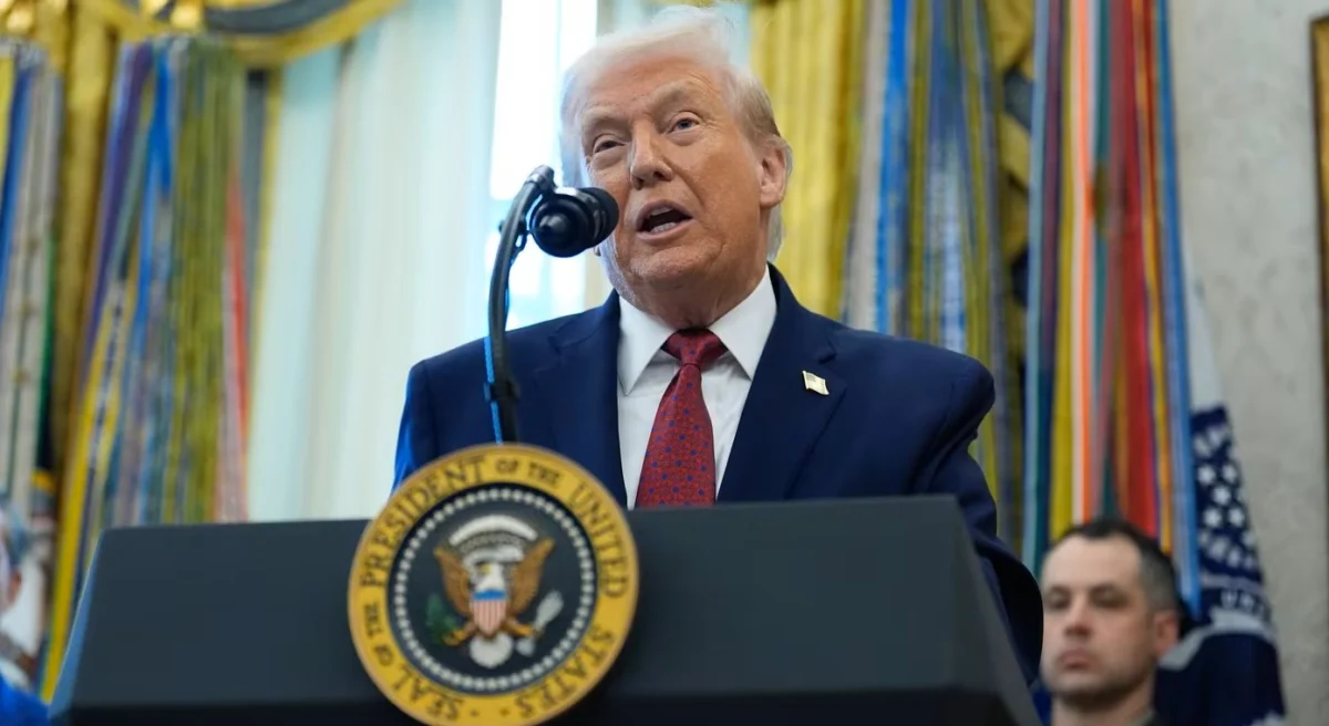 Тръмп предупреждава Куба, че спира петрола и парите