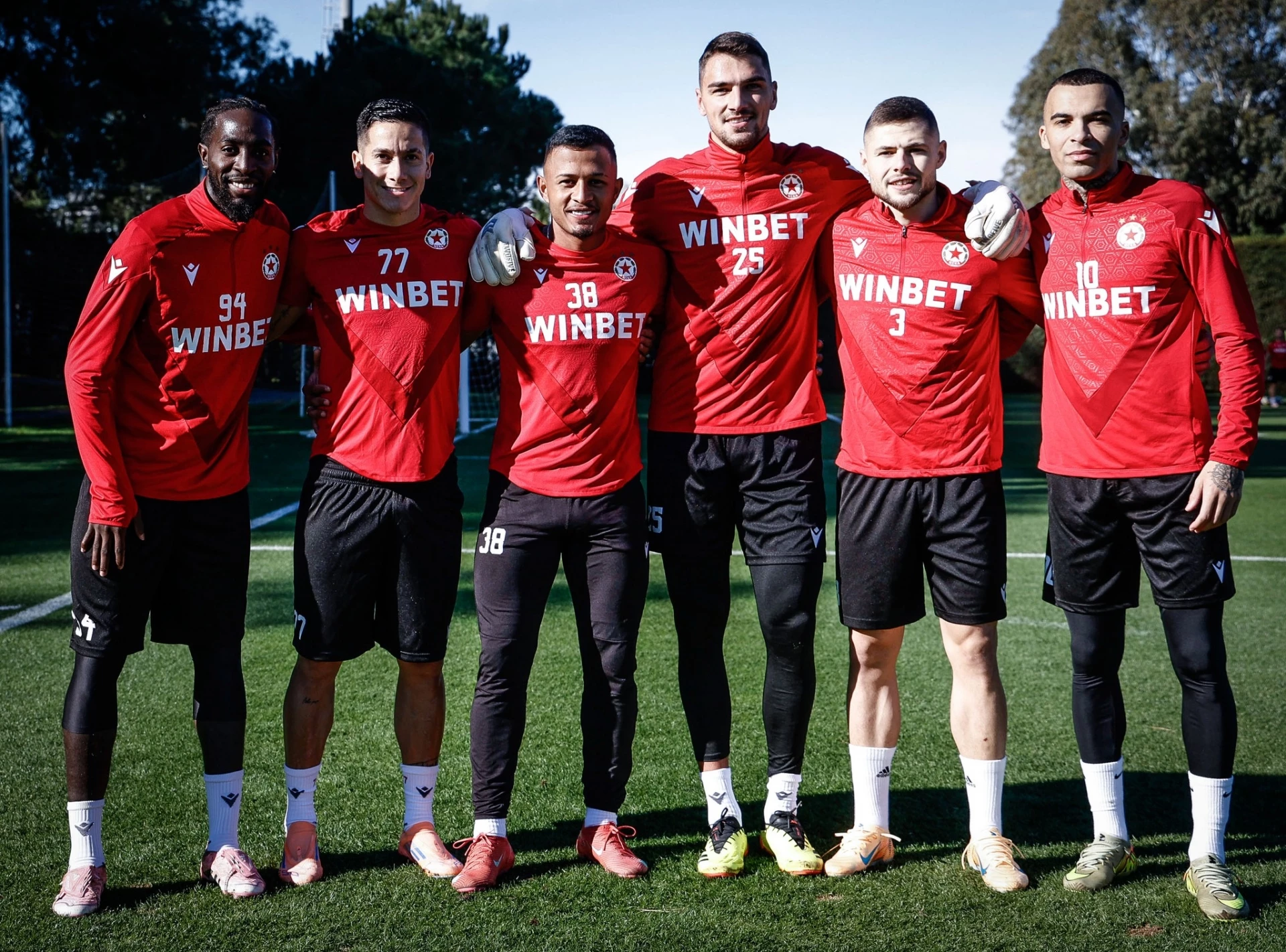 ЦСКА Исак Соле Алехандро Пиедраита Лео Перейра Димитър Евтимов Андрей Йорданов Макс Ебонг