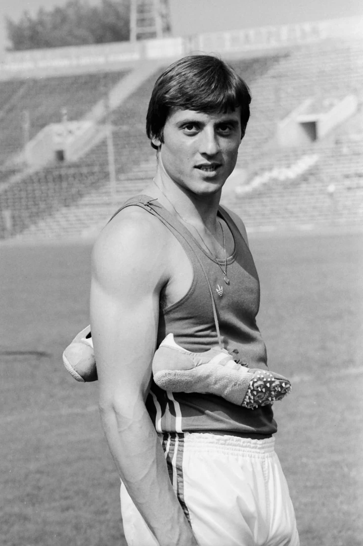 Петър Петров