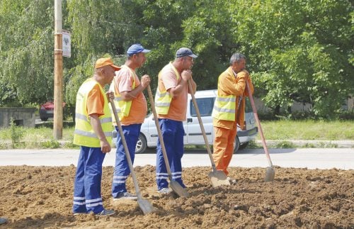 ръст, минималната заплата, гастарбайтери, работници