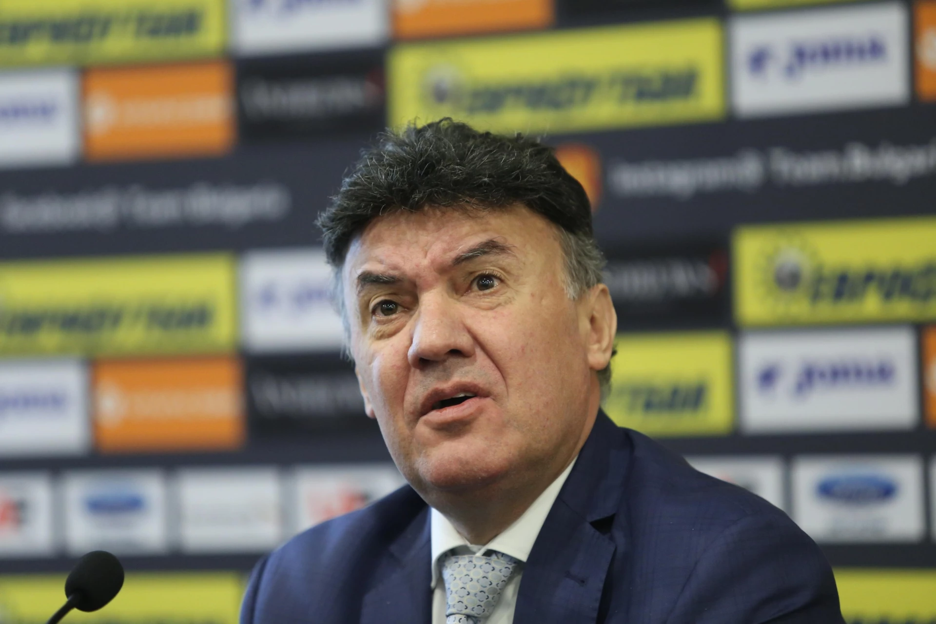 Борислав Михайлов