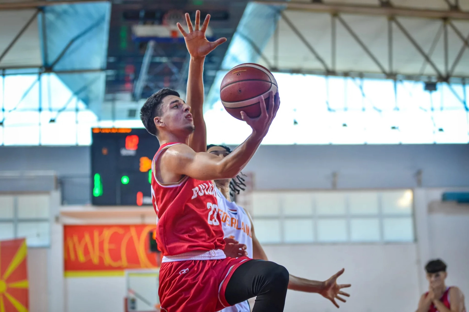 Александър Гавалюгов