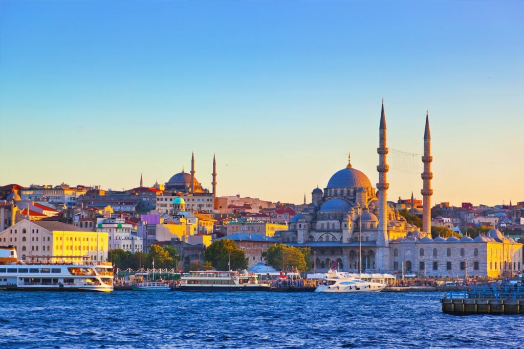 Ще бъдат разкрити 493 секции в 55 държави за изборите на 19 април, реши ЦИК 2 истанбул турция