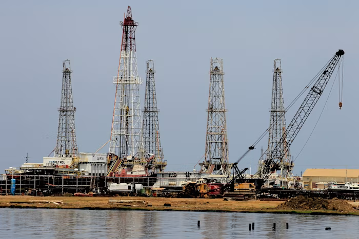 Oil processing facilities near Lake Maracaibo