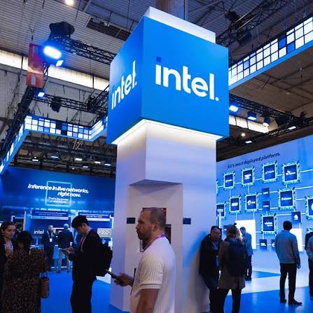 Intel направи следваща стъпка към завършването на завода в Охайо, който изостава с пет години